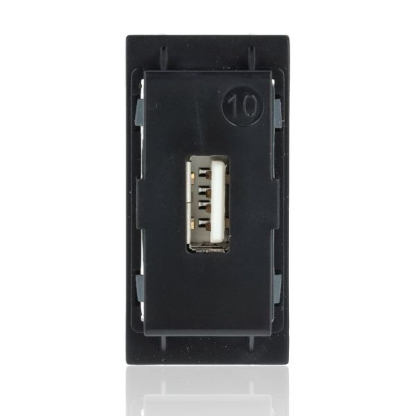 BTICINO K4285C1 - Caricatore Usb Tipo A Con Tensione 5 Vd.C. 1.500 Ma - Now